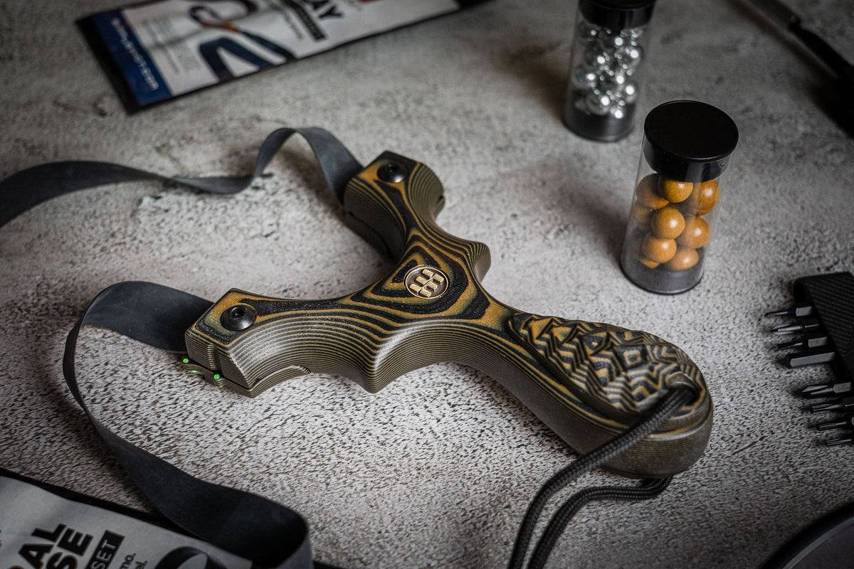 Scout LT2 G10 slingshot