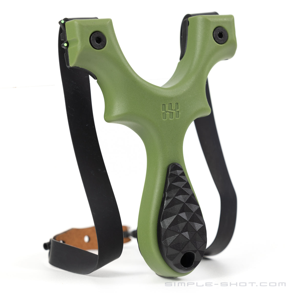 Scout LT2 slingshot in green with black flat bands, front view
