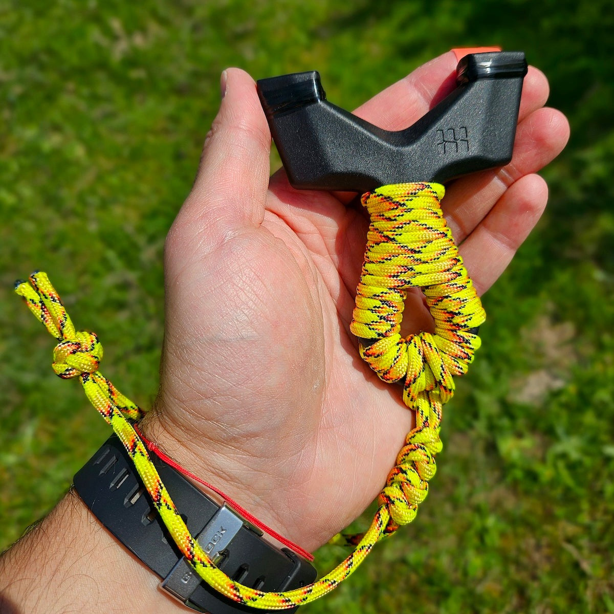 550 paracord wrapped on a Slant Roller handle