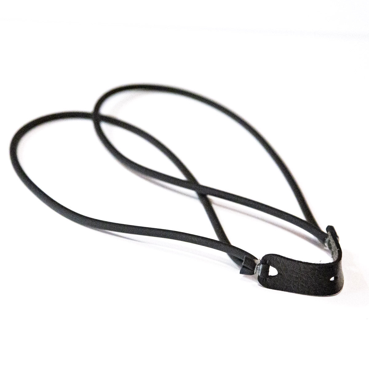 Hunting Looped Tubes 1842, black looped tubes with a black leather pouch